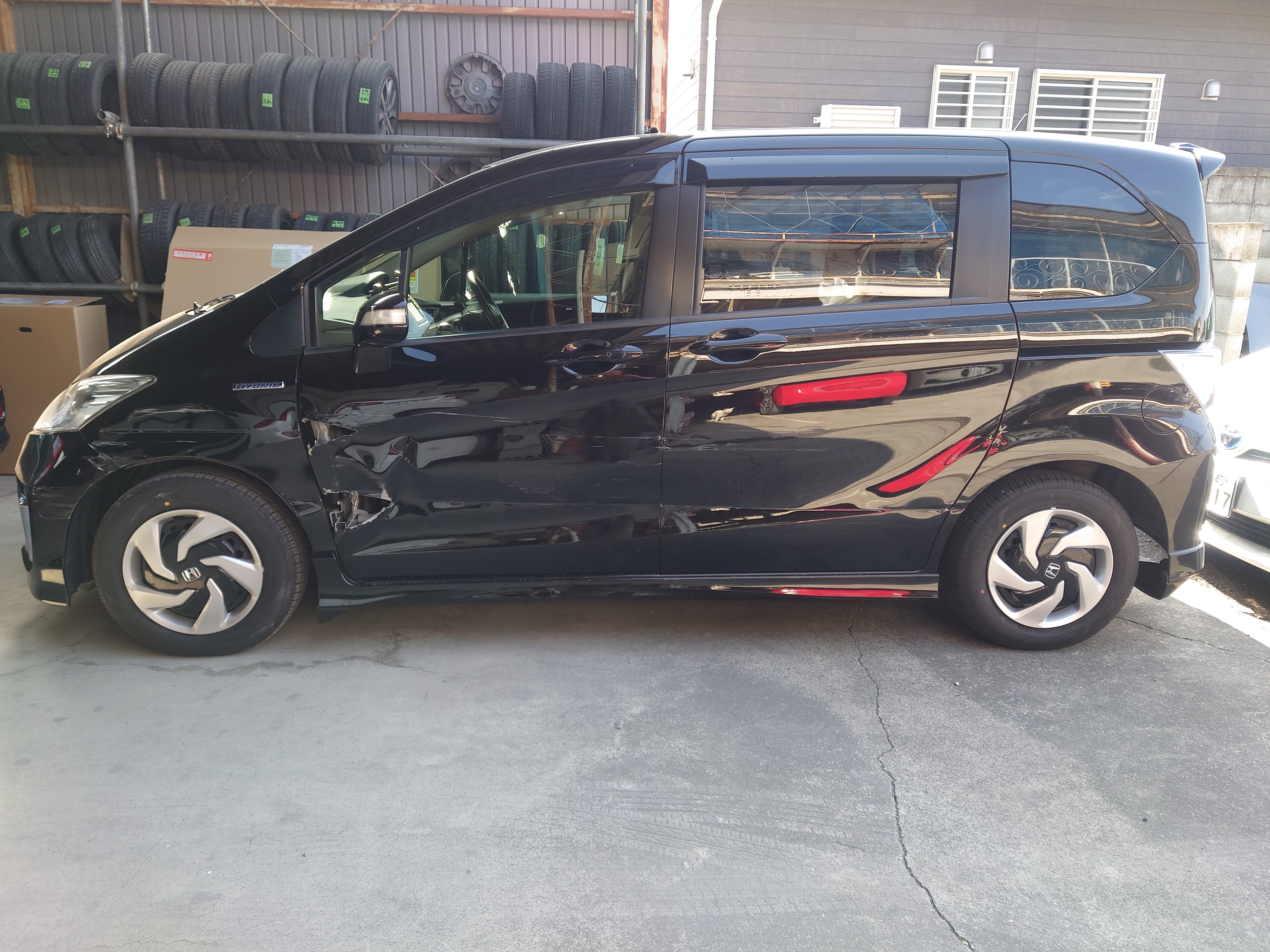 フロントドアの凹み